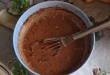 How-To-Melt-Chocolate-For-A-Delicious-Topping-on-lightningidea