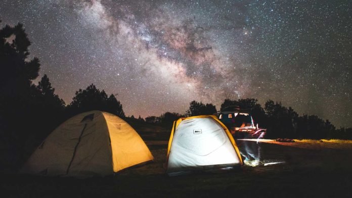 How-to-Purchase-the-Suitable-Tent-for-the-Adventure-on-lightningidea