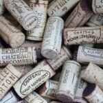 Some-Good-Reasons-to-Seal-Wine-Using-the-Corks-on-lightningidea