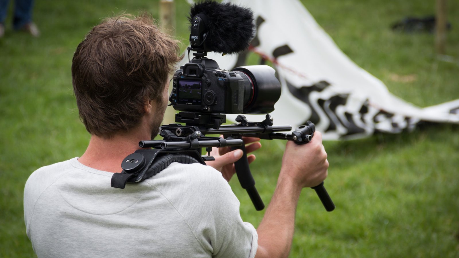 Beyond Boundaries – Exploring The World Of Professional Video Production