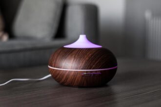 Why-Customizable-Perfume-Makes-The-Perfect-Gift-For-Loved-Ones-On-LightningIdea