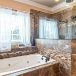 What Small Bathroom With Shower And Bathtub Designs Maximize Space And Comfort Effectively on lightningidea